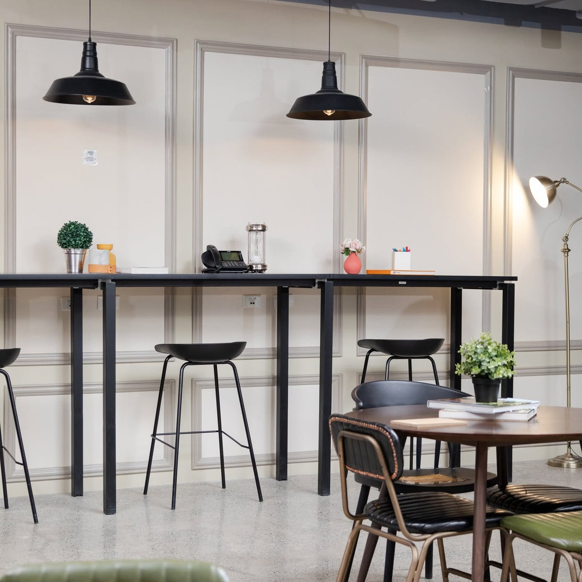 Serviced Office Ayala North Exchange – Suite · 20 Office for Lease | 30 sqm
